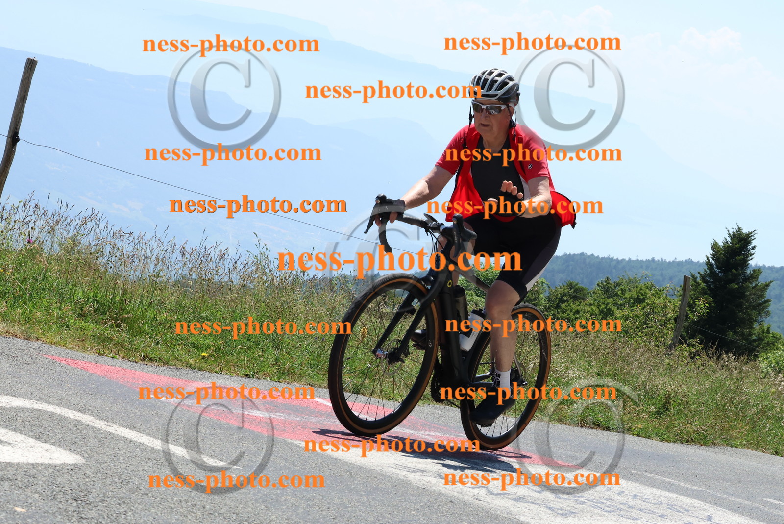 Col du Grand Colombier (123).JPG