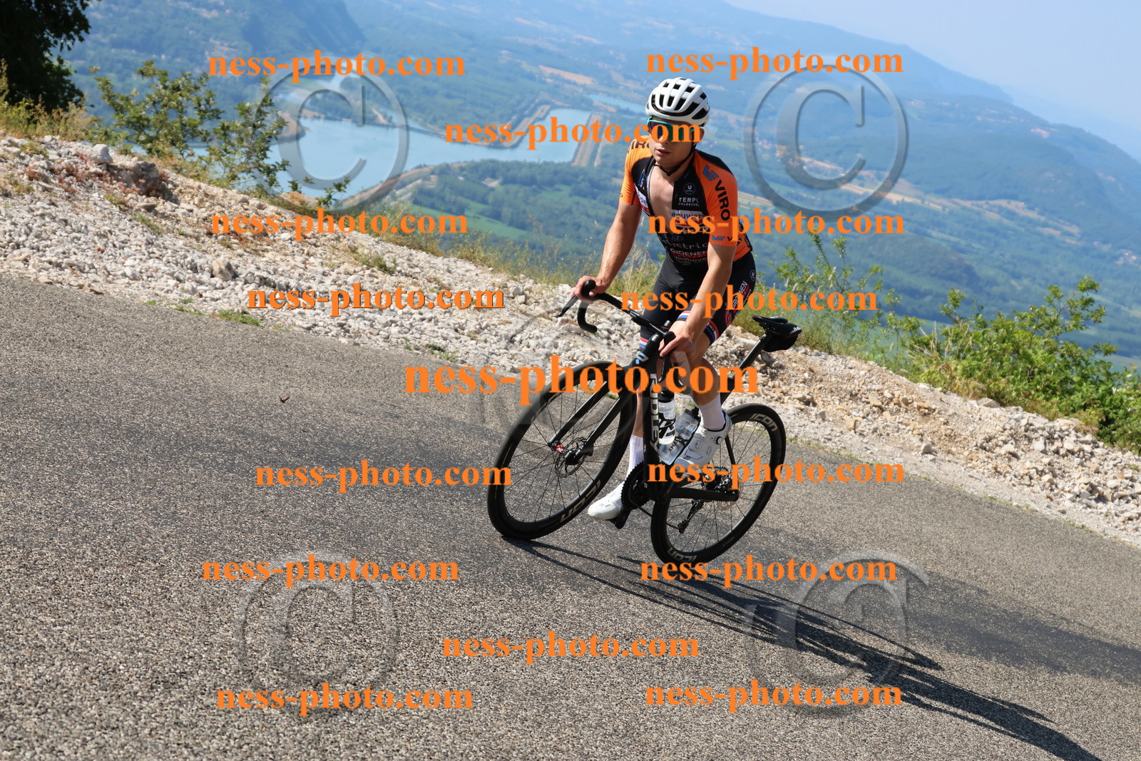 Col du Grand Colombier (232).JPG