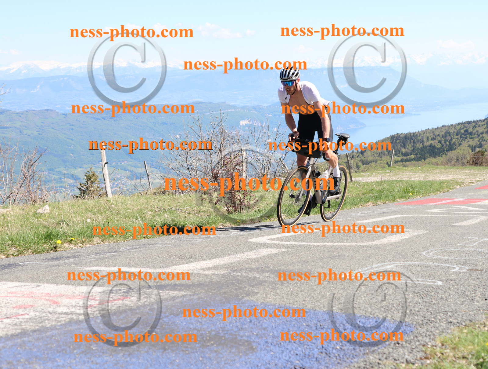 Col du Grand Colombier (1074).JPG