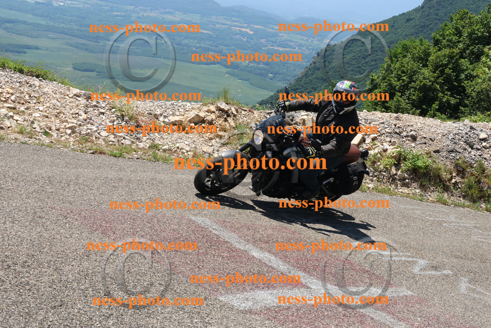 Col du Grand Colombier (128).JPG