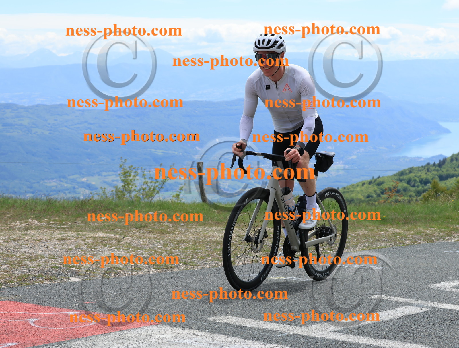 Col du Grand Colombier (463).JPG