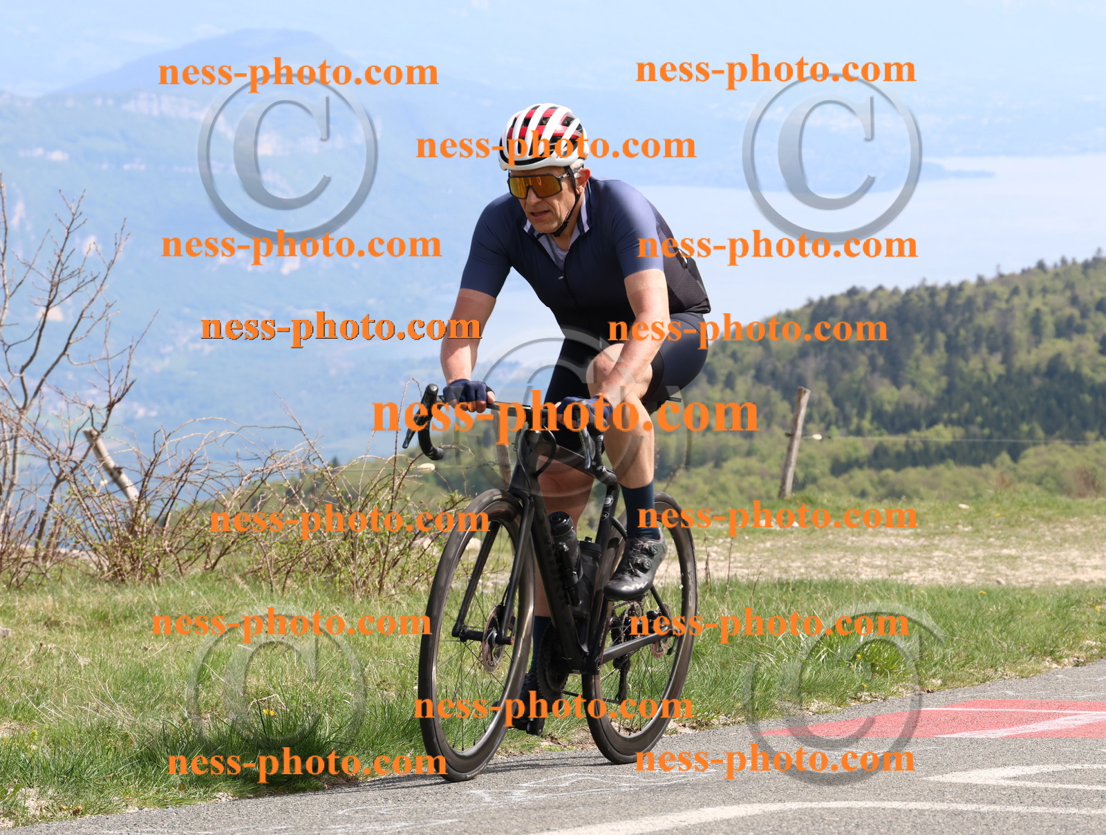 Col du Grand Colombier (1045).JPG