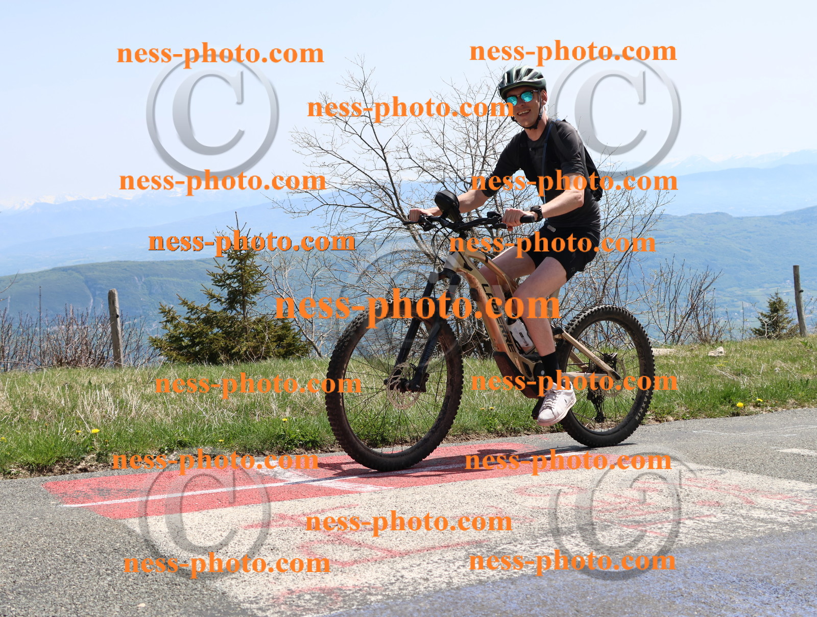 Col du Grand Colombier (452).JPG