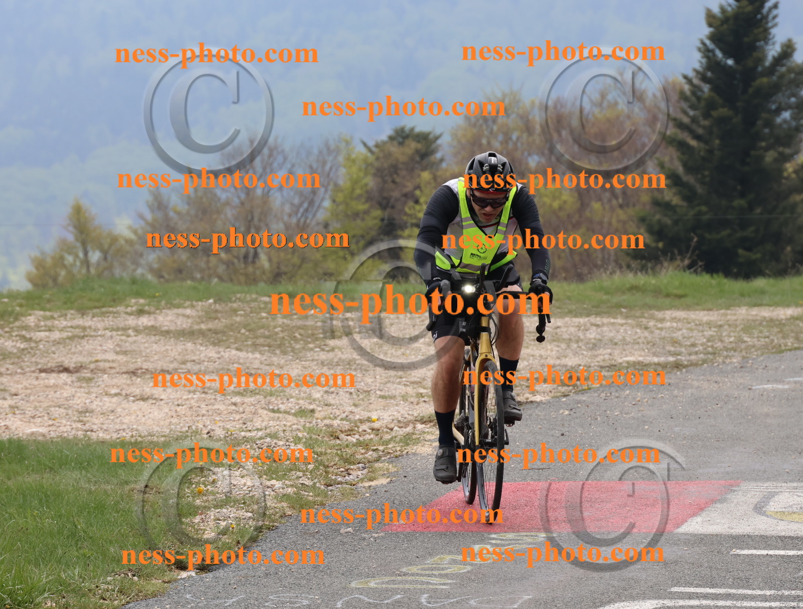 Col du Grand Colombier (149).JPG