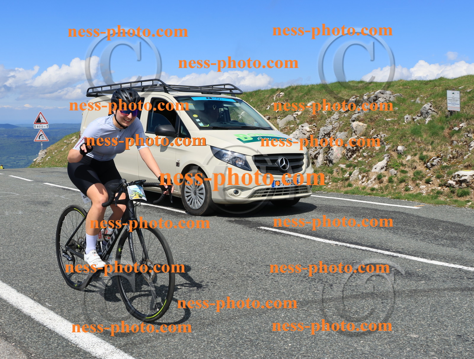 Col du Grand Colombier (1186).JPG