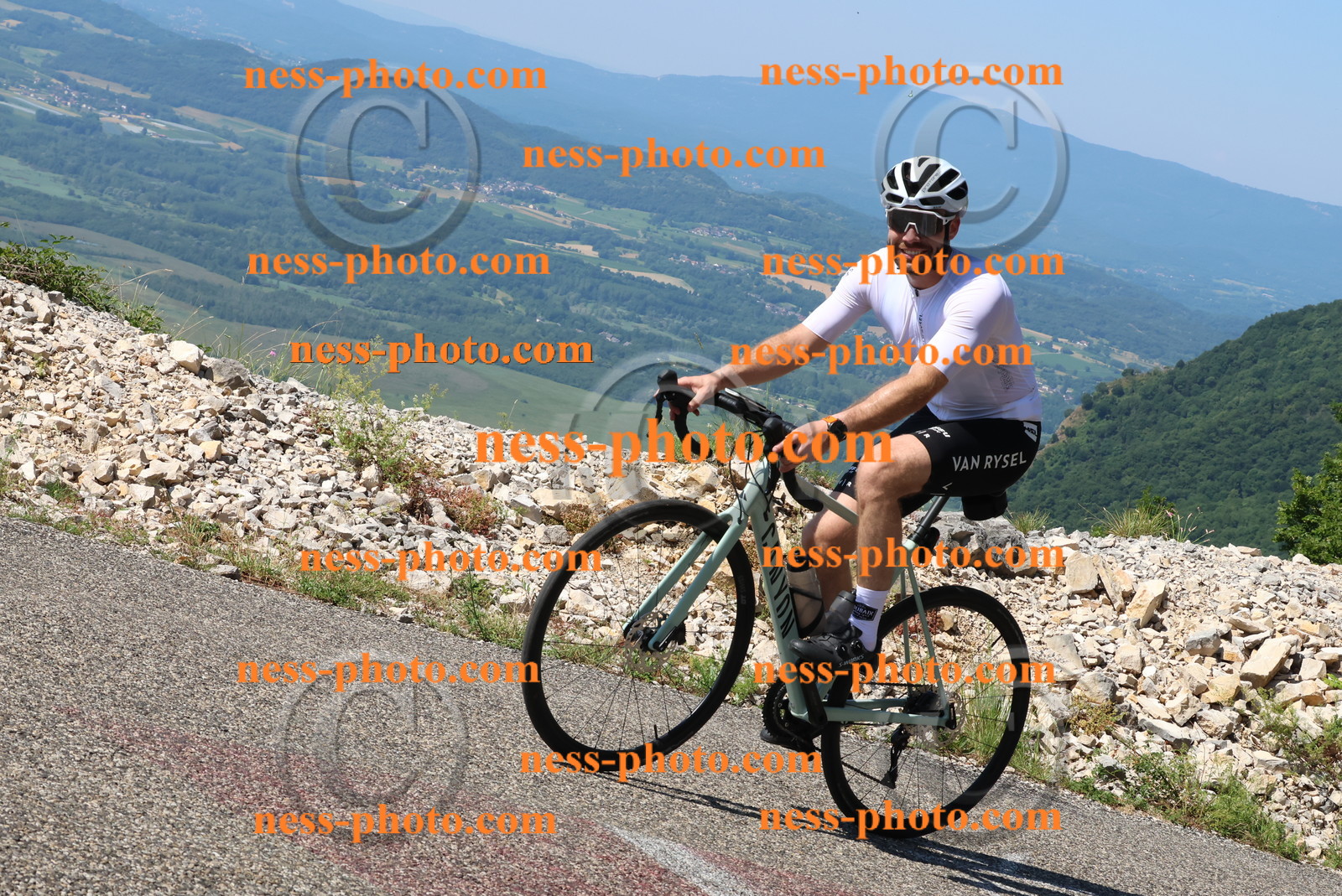 Col du Grand Colombier (307).JPG