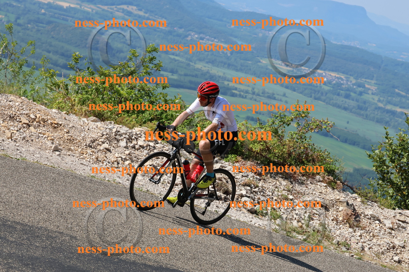 Col du Grand Colombier (329).JPG