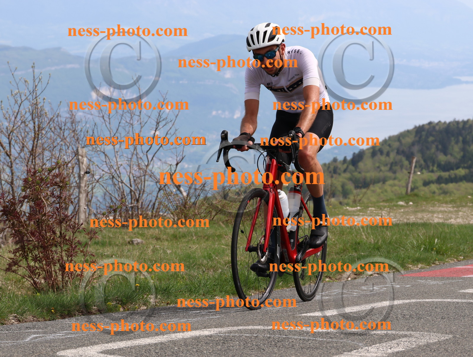 Col du Grand Colombier (1071).JPG