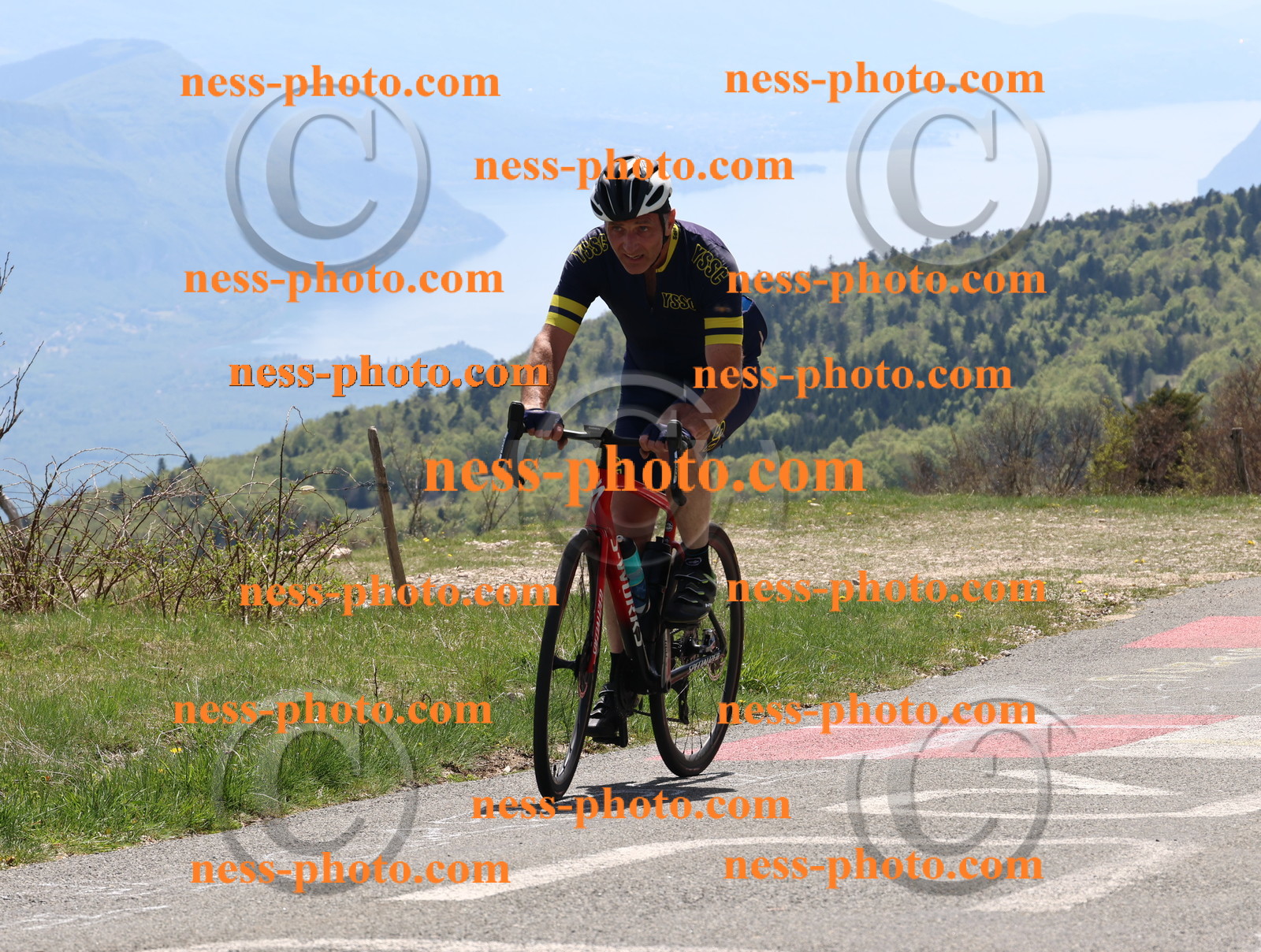 Col du Grand Colombier (406).JPG