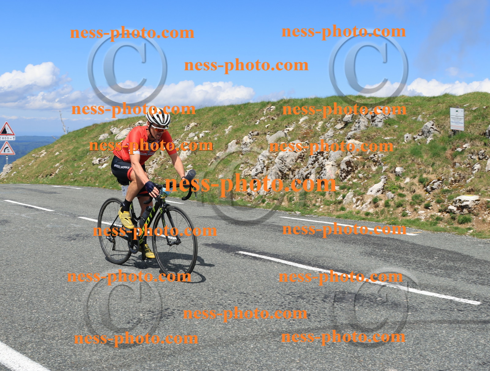 Col du Grand Colombier (1159).JPG