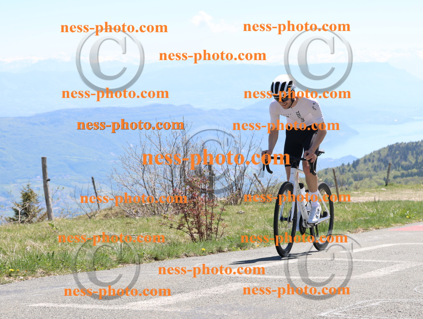 Col du Grand Colombier (556).JPG