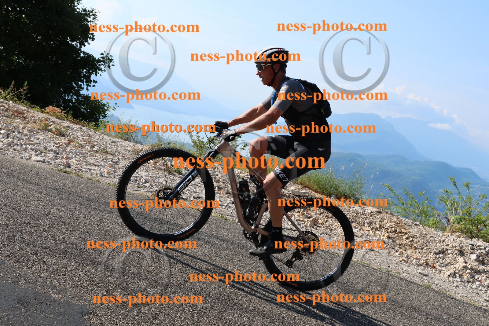 Col du Grand Colombier (41).JPG