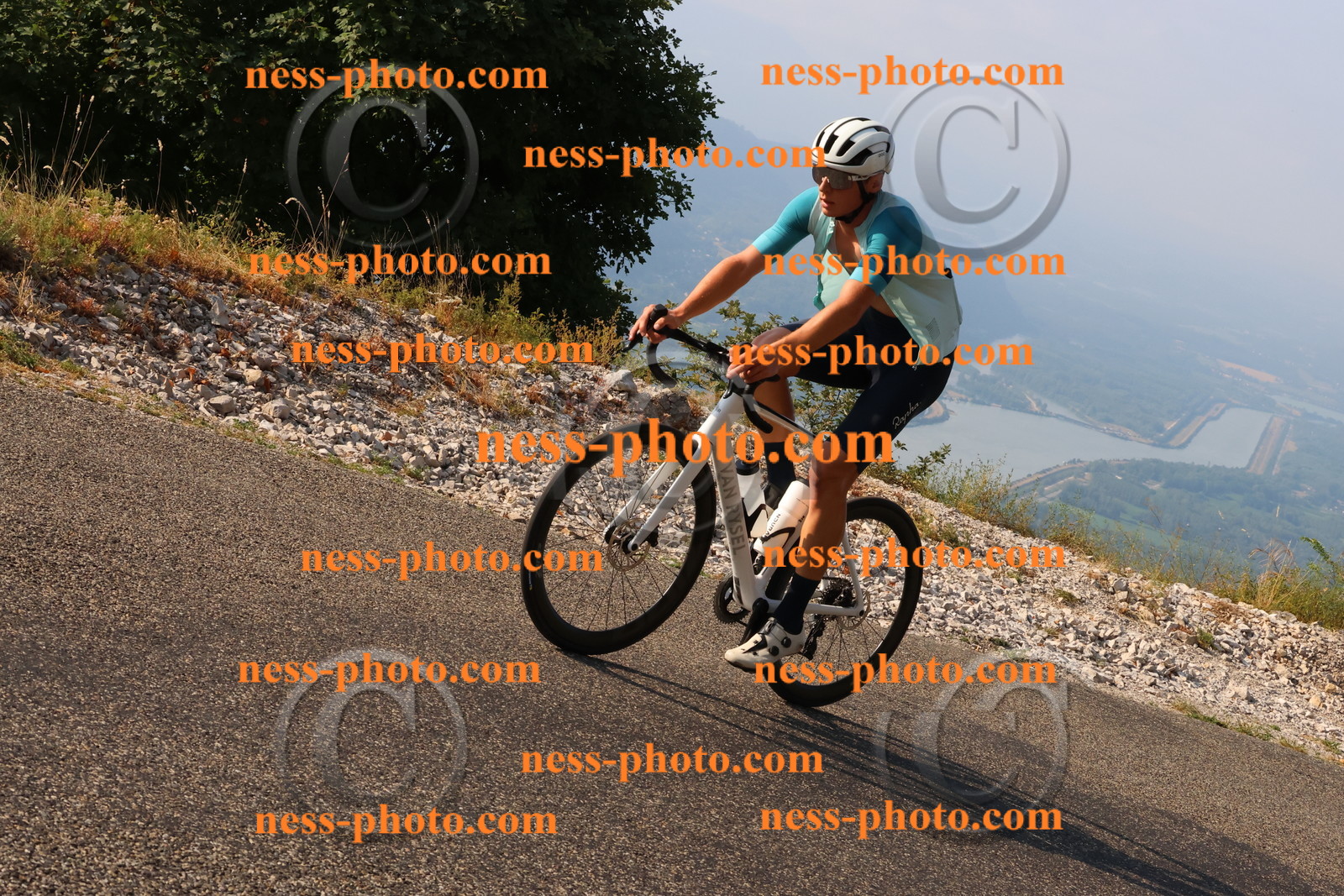 Col du Grand Colombier (14).JPG