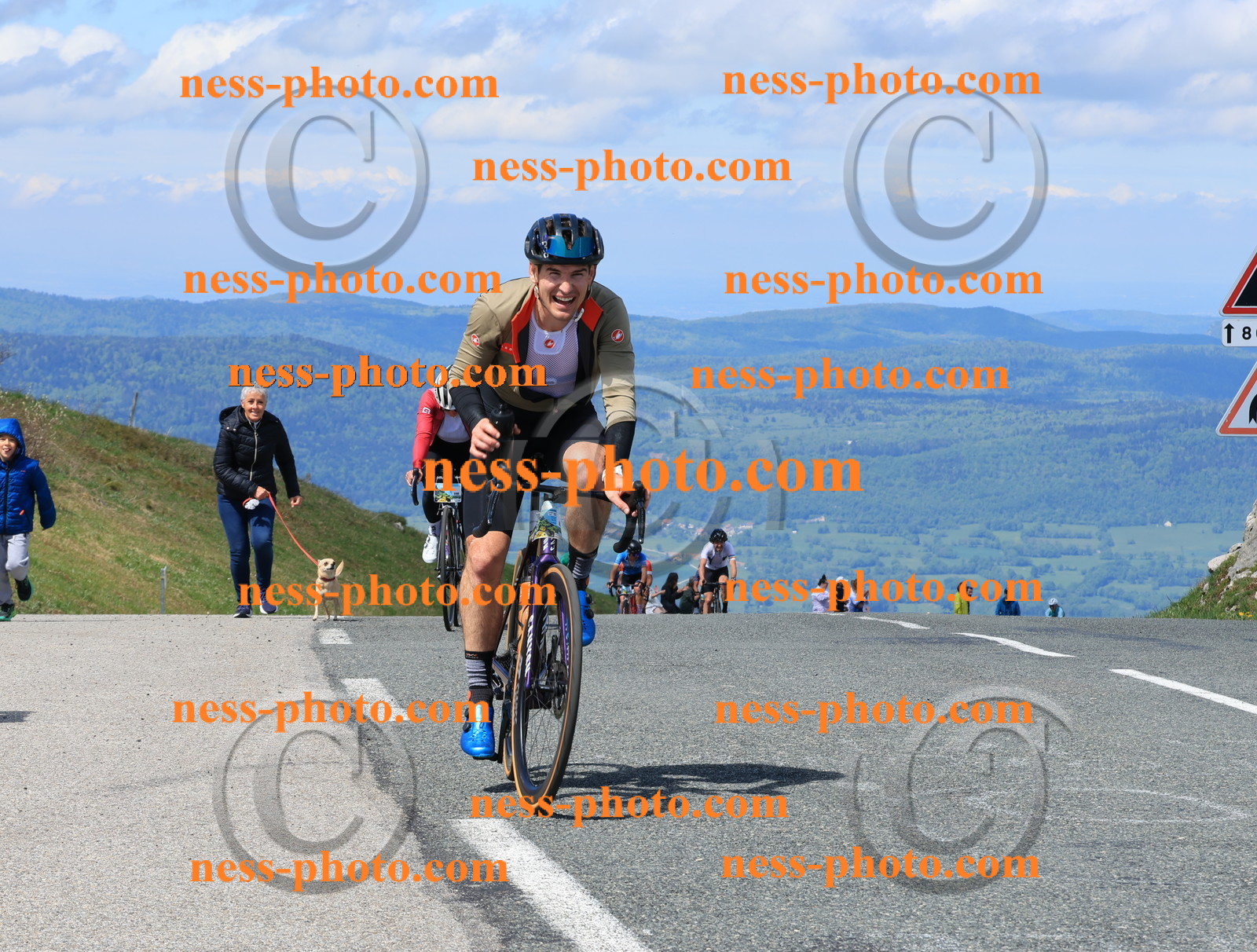 Col du Grand Colombier (1350).JPG