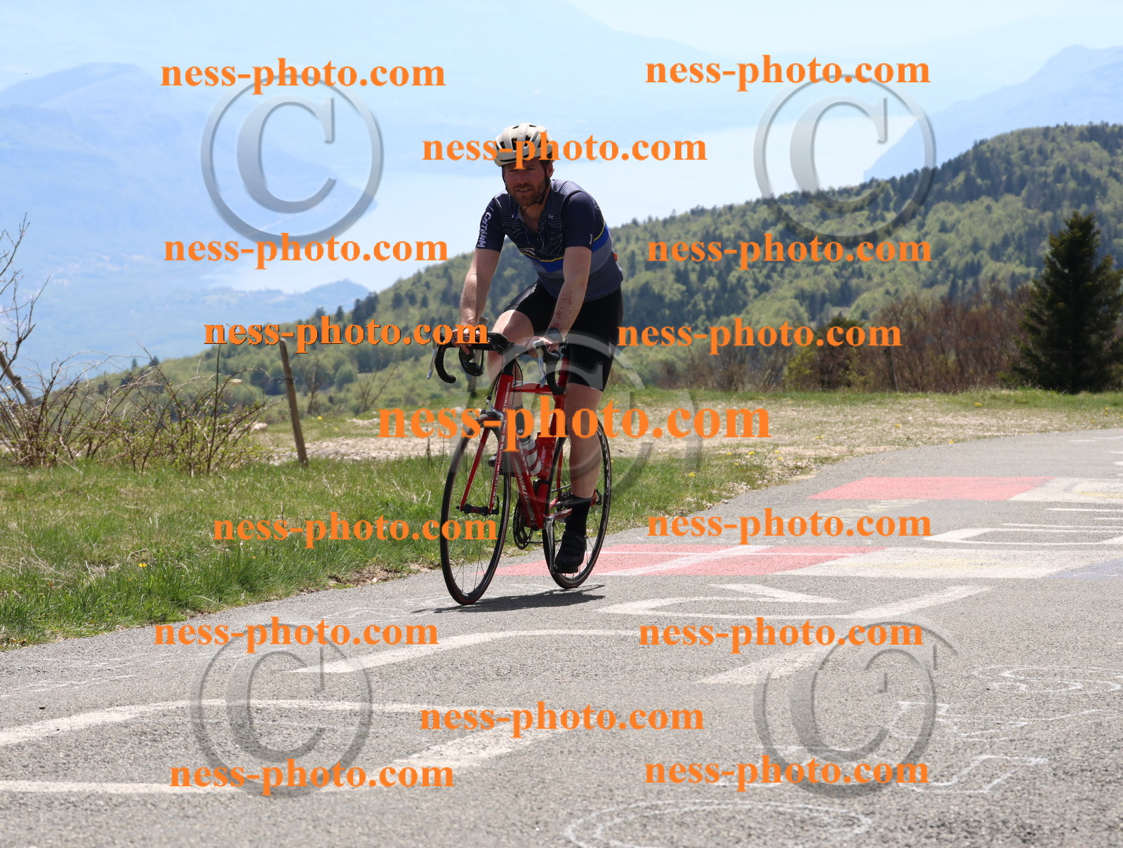 Col du Grand Colombier (394).JPG