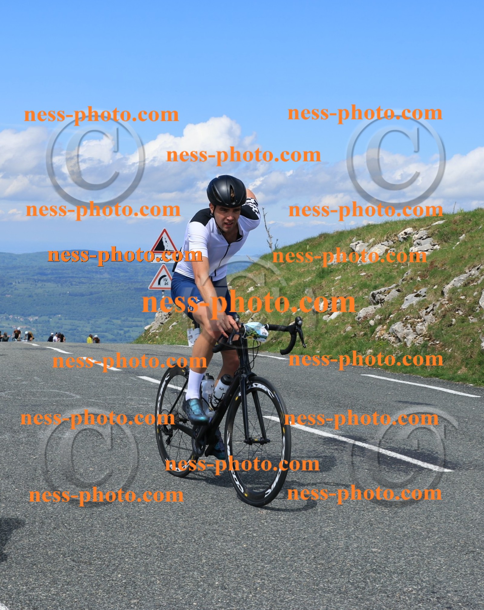 Col du Grand Colombier (1130).JPG