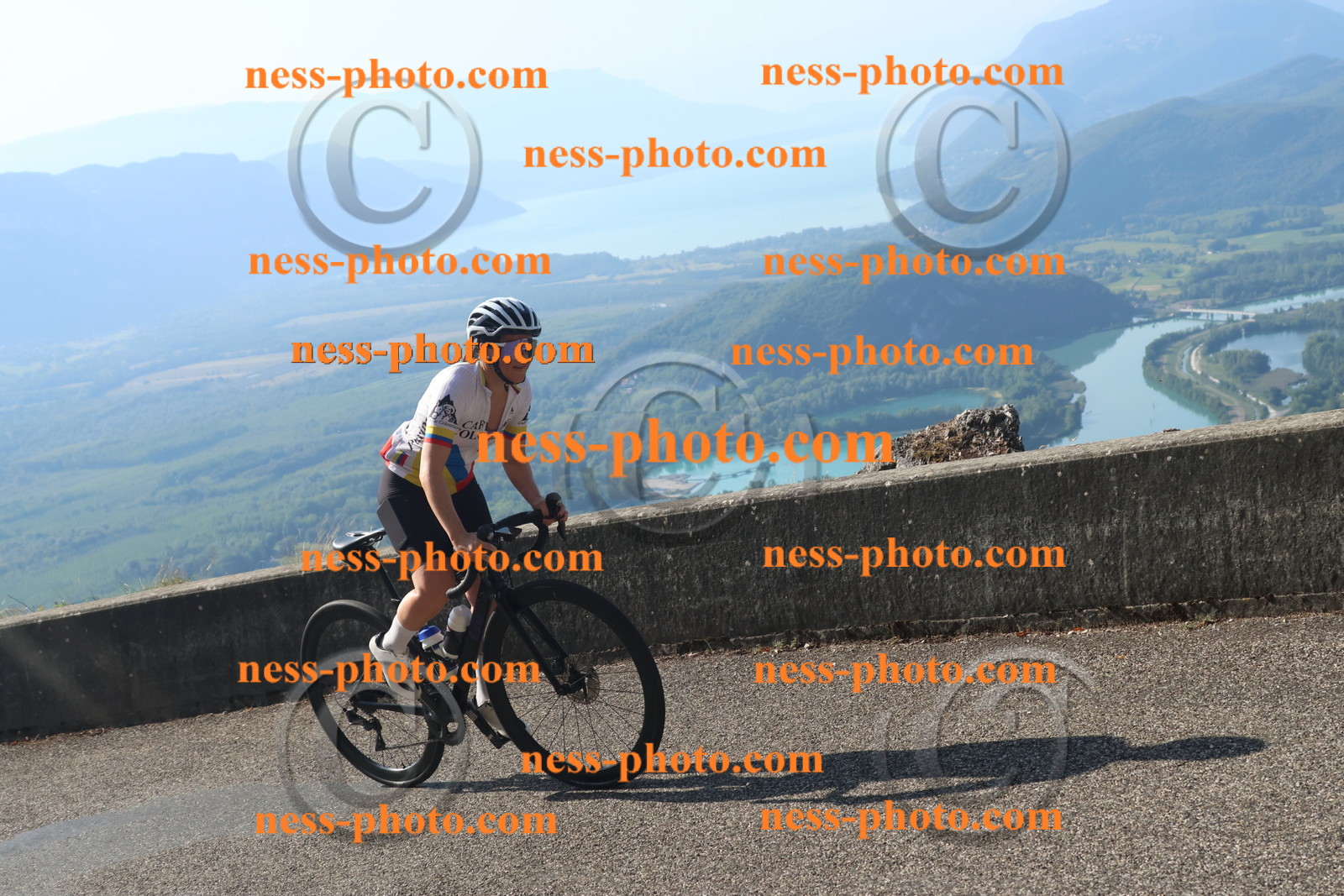 Col du Grand Colombier (1694).JPG